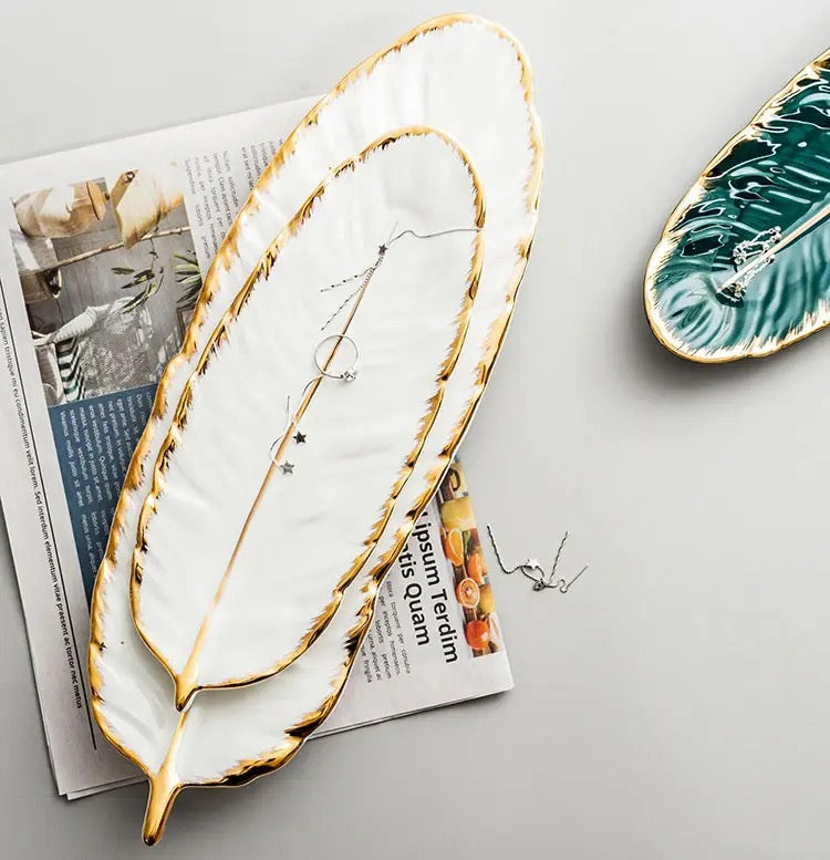 Feather Elegance Plate