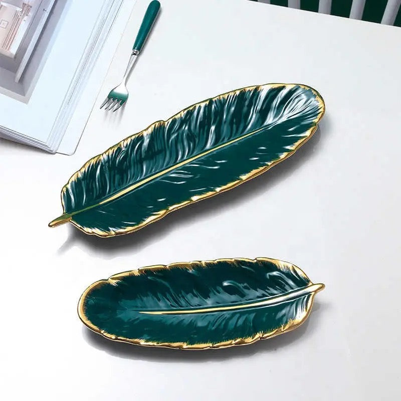 Feather Elegance Plate