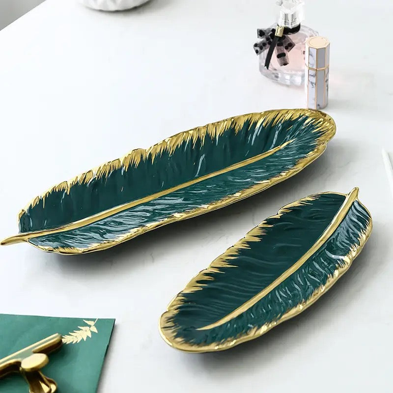 Feather Elegance Plate