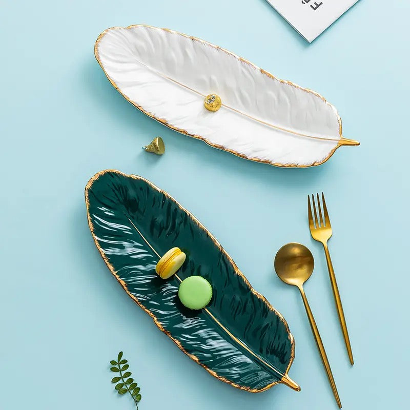 Feather Elegance Plate