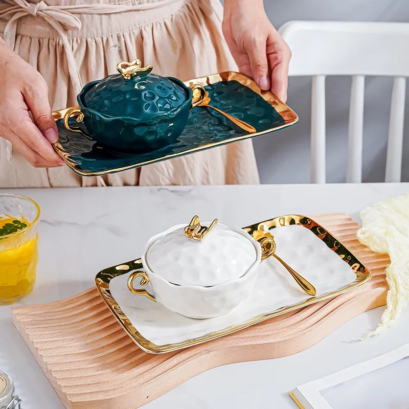 Bowl with Lid and Serving Plate Set